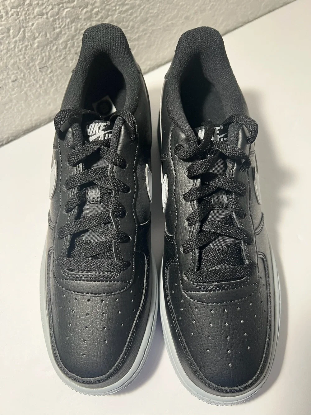 Nike Air Force 1 GS Black Wolf Grey low top sneakers shoes Youth 5.5Y HQ3807-001
